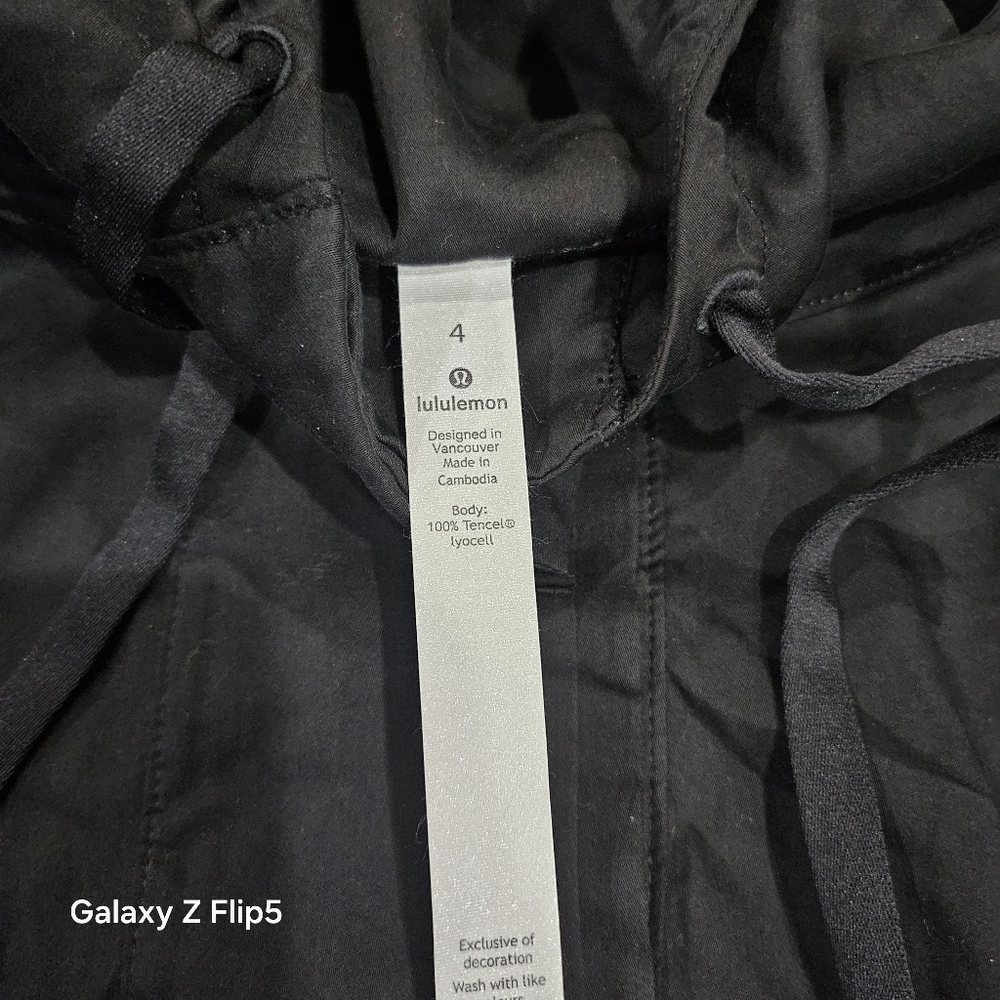 Lululemon City Stroll JacketBlack - Picture 9 of 12